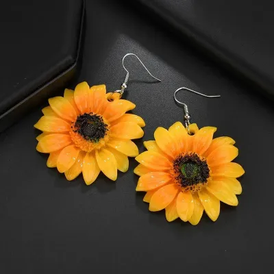 1 Pair Beautiful Sunflower Dangle Earrings